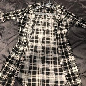 Long sleeve flannel button up
